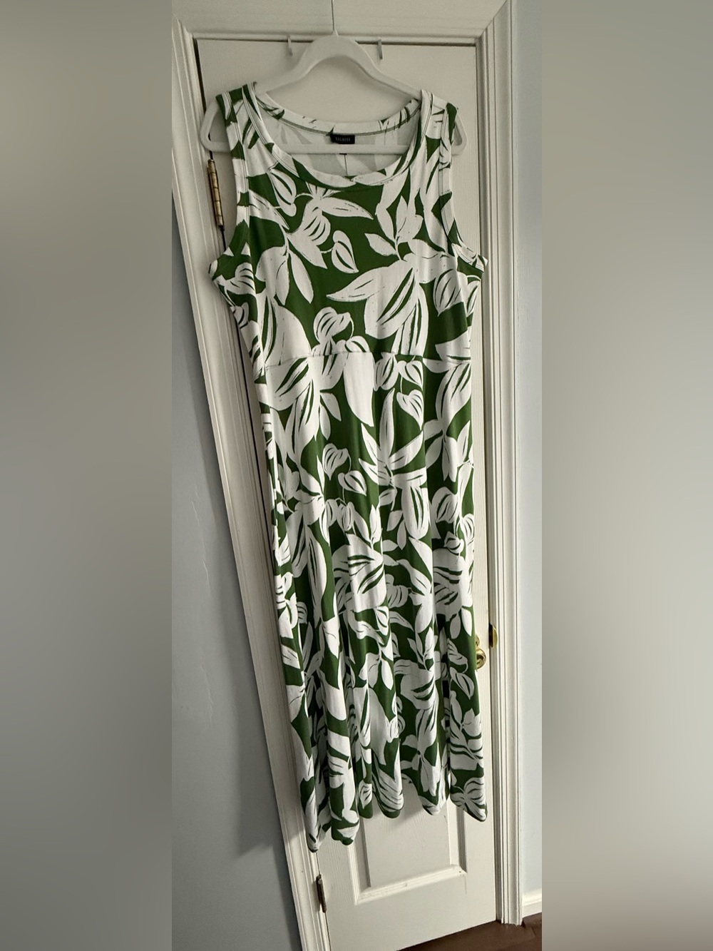 Talbots Green and White Leaf-Print Sleeveless Midi Dress
